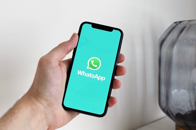 fazer amigos virtuais no WhatsApp